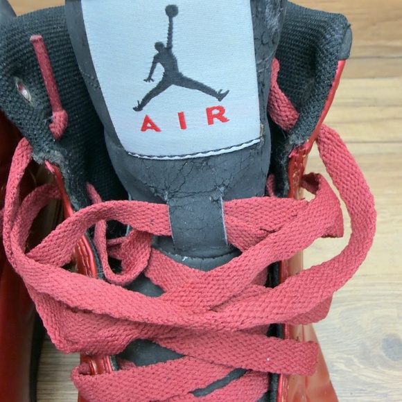 Nike Air Jordan Retro 1 Men size 10 Foamposite Anodized Red Cranberry 414823-601 main image 9